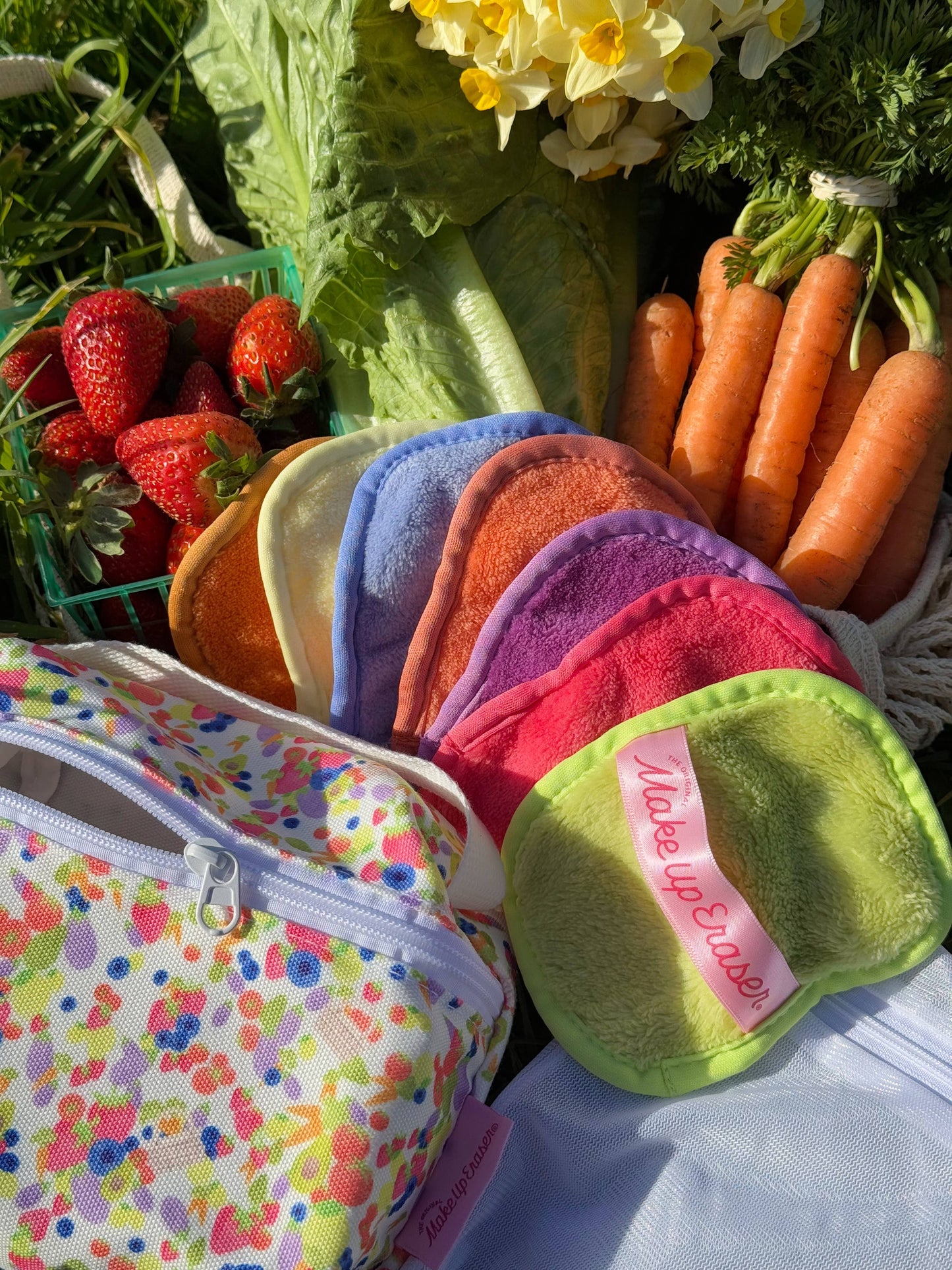 Make Up Eraser 7-Day Set & Cosmetic Bag - LIMITED EDITION Farmer's Market