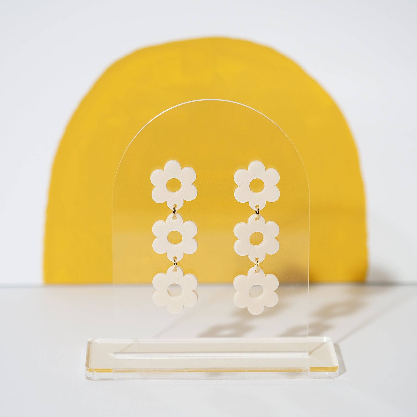 Daisy Chain Earrings in Linen