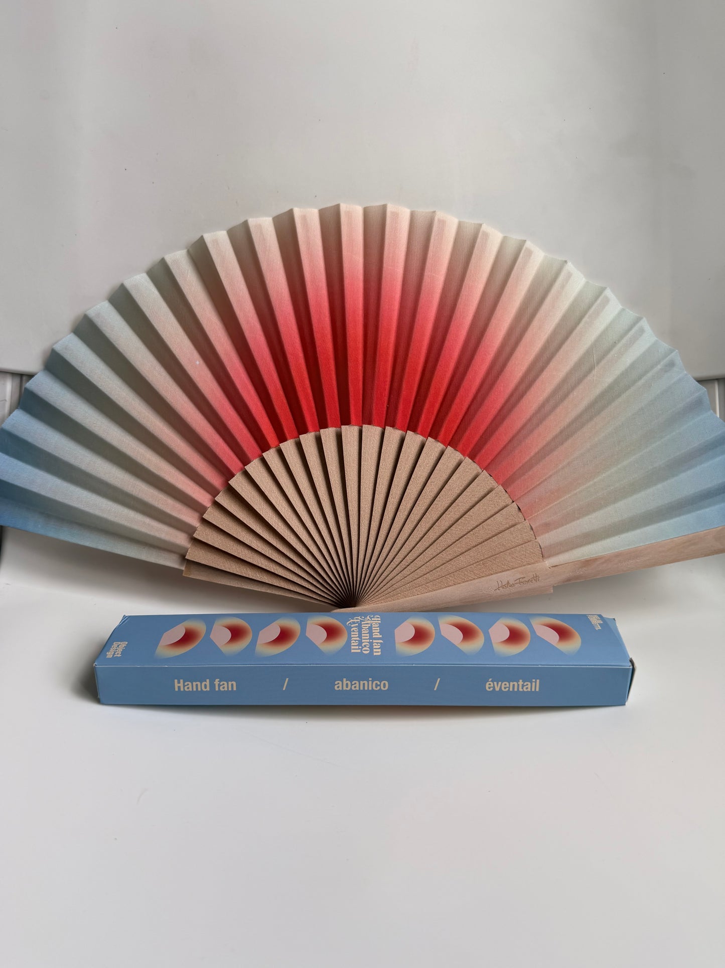Helio Ferretti Hand Fan - Gradient