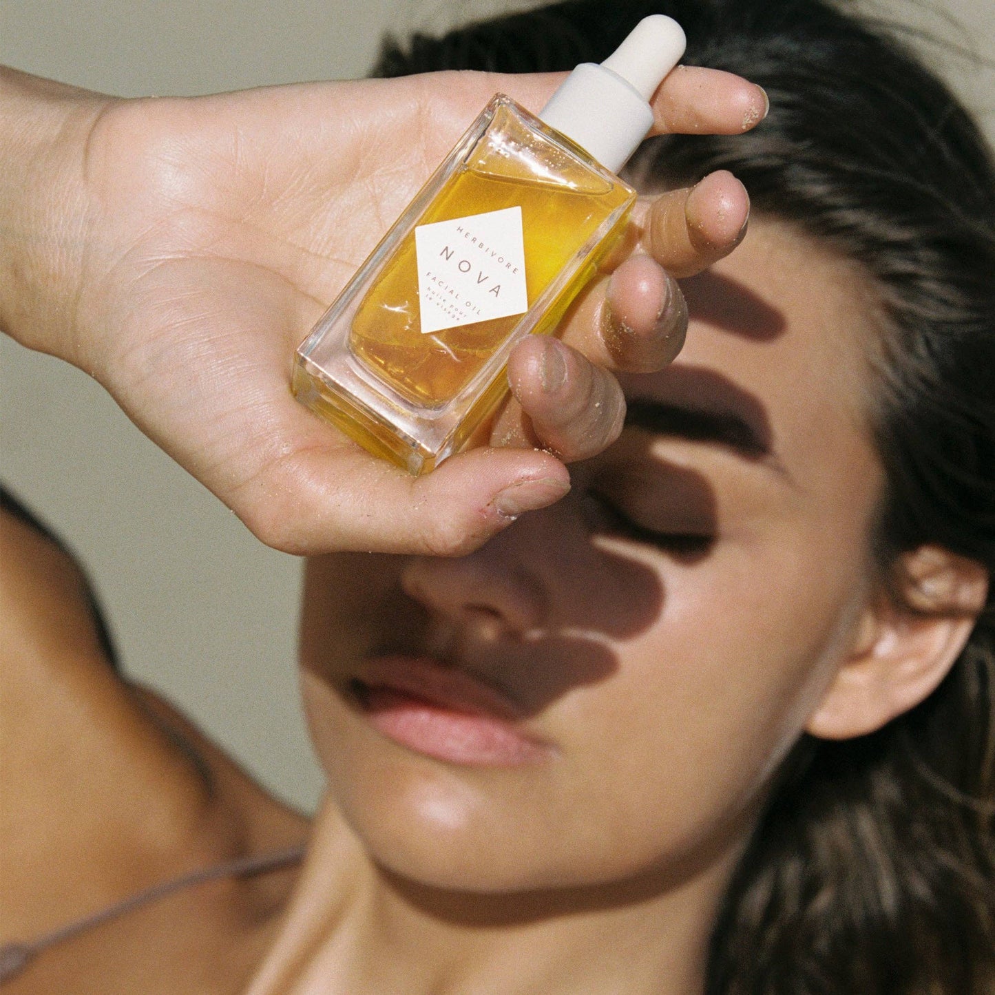 Nova Turmeric+ Niacinamide Bi-Phase Glow Facial Oil